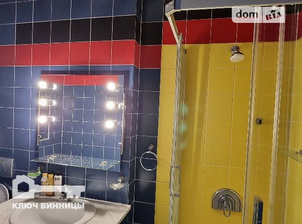 двухэтажный дом с камином, 156 кв. м, кирпич. Сдается помесячно в Виннице, в районе Центр фото 1 двухэтажный дом с камином, 156 кв. м, кирпич. Сдается помесячно в Виннице, в районе Центр фото 1