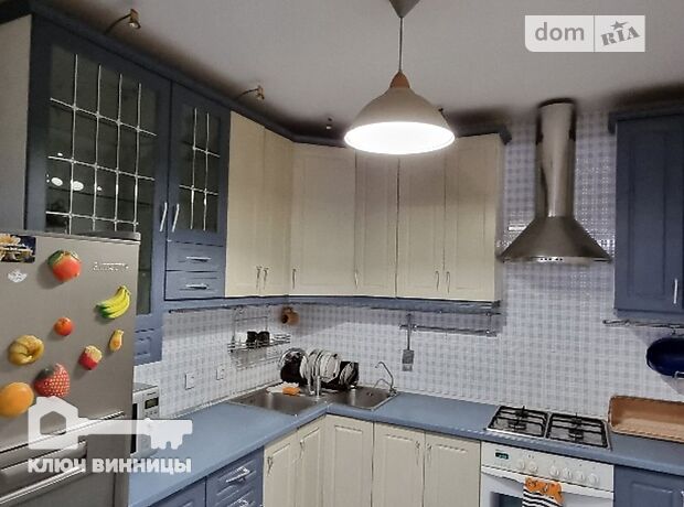 двухэтажный дом с камином, 156 кв. м, кирпич. Сдается помесячно в Виннице, в районе Центр фото 1 двухэтажный дом с камином, 156 кв. м, кирпич. Сдается помесячно в Виннице, в районе Центр фото 1