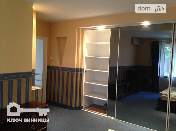 двухэтажный дом с камином, 200 кв. м, кирпич. Сдается помесячно в Виннице, в районе Центр фото 1 двухэтажный дом с камином, 200 кв. м, кирпич. Сдается помесячно в Виннице, в районе Центр фото 1