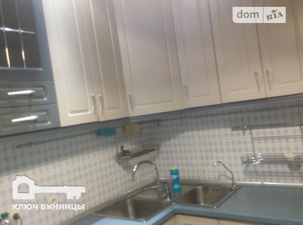 двухэтажный дом с камином, 200 кв. м, кирпич. Сдается помесячно в Виннице, в районе Центр фото 1 двухэтажный дом с камином, 200 кв. м, кирпич. Сдается помесячно в Виннице, в районе Центр фото 1