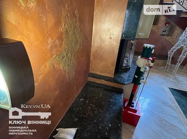 двухэтажный дом с камином, 300 кв. м, кирпич. Сдается помесячно в Виннице, в районе Центр фото 1 двухэтажный дом с камином, 300 кв. м, кирпич. Сдается помесячно в Виннице, в районе Центр фото 1