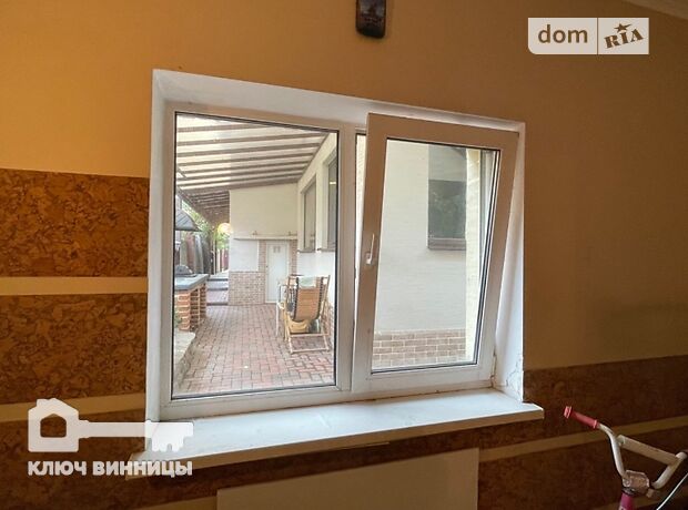 двухэтажный дом с камином, 300 кв. м, кирпич. Сдается помесячно в Виннице, в районе Центр фото 1 двухэтажный дом с камином, 300 кв. м, кирпич. Сдается помесячно в Виннице, в районе Центр фото 1