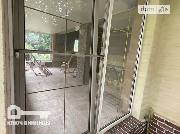 двухэтажный дом с камином, 300 кв. м, кирпич. Сдается помесячно в Виннице, в районе Центр фото 1 двухэтажный дом с камином, 300 кв. м, кирпич. Сдается помесячно в Виннице, в районе Центр фото 1