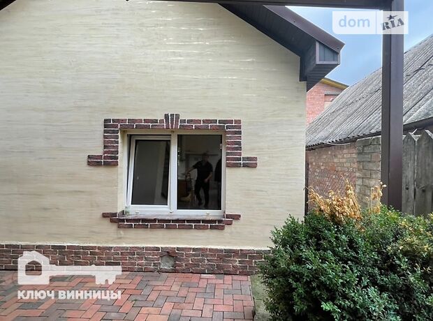 двухэтажный дом с камином, 300 кв. м, кирпич. Сдается помесячно в Виннице, в районе Центр фото 1 двухэтажный дом с камином, 300 кв. м, кирпич. Сдается помесячно в Виннице, в районе Центр фото 1
