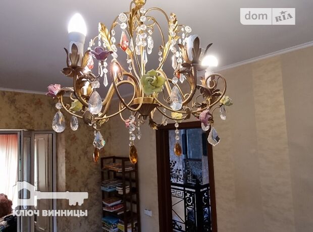 двухэтажный дом с камином, 300 кв. м, кирпич. Сдается помесячно в Виннице, в районе Центр фото 1 двухэтажный дом с камином, 300 кв. м, кирпич. Сдается помесячно в Виннице, в районе Центр фото 1