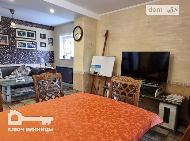 двухэтажный дом с камином, 300 кв. м, кирпич. Сдается помесячно в Виннице, в районе Центр фото 1 двухэтажный дом с камином, 300 кв. м, кирпич. Сдается помесячно в Виннице, в районе Центр фото 1