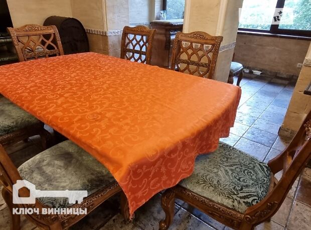 двухэтажный дом с камином, 300 кв. м, кирпич. Сдается помесячно в Виннице, в районе Центр фото 1 двухэтажный дом с камином, 300 кв. м, кирпич. Сдается помесячно в Виннице, в районе Центр фото 1