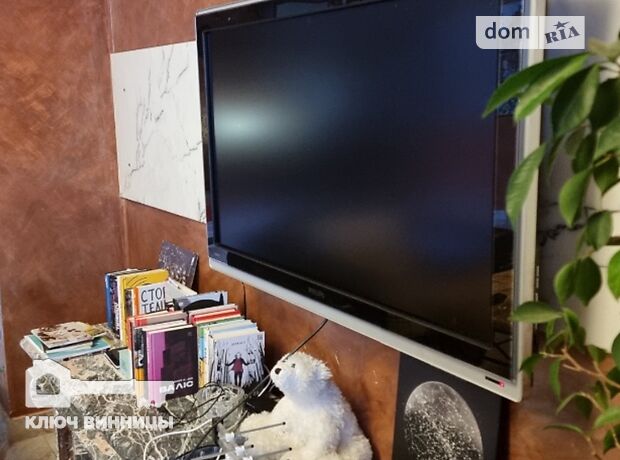 двухэтажный дом с камином, 300 кв. м, кирпич. Сдается помесячно в Виннице, в районе Центр фото 1 двухэтажный дом с камином, 300 кв. м, кирпич. Сдается помесячно в Виннице, в районе Центр фото 1