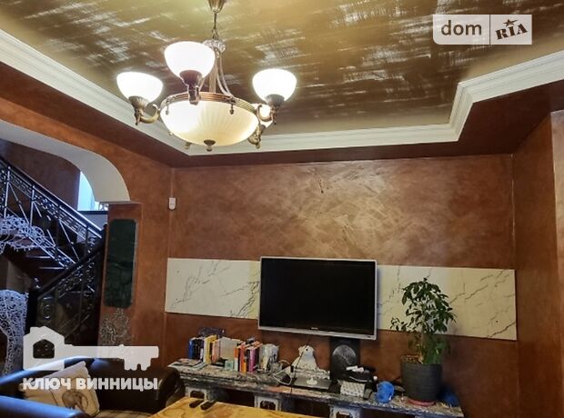 двухэтажный дом с камином, 300 кв. м, кирпич. Сдается помесячно в Виннице, в районе Центр фото 1 двухэтажный дом с камином, 300 кв. м, кирпич. Сдается помесячно в Виннице, в районе Центр фото 1