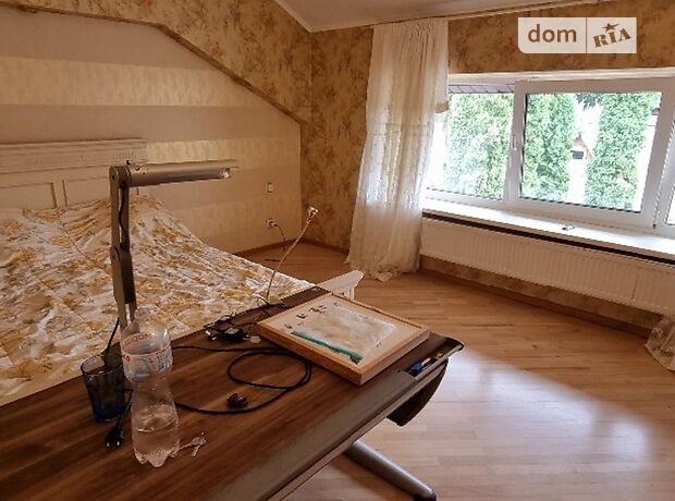 двухэтажный дом с камином, 300 кв. м, кирпич. Сдается помесячно в Виннице, в районе Центр фото 1 двухэтажный дом с камином, 300 кв. м, кирпич. Сдается помесячно в Виннице, в районе Центр фото 1