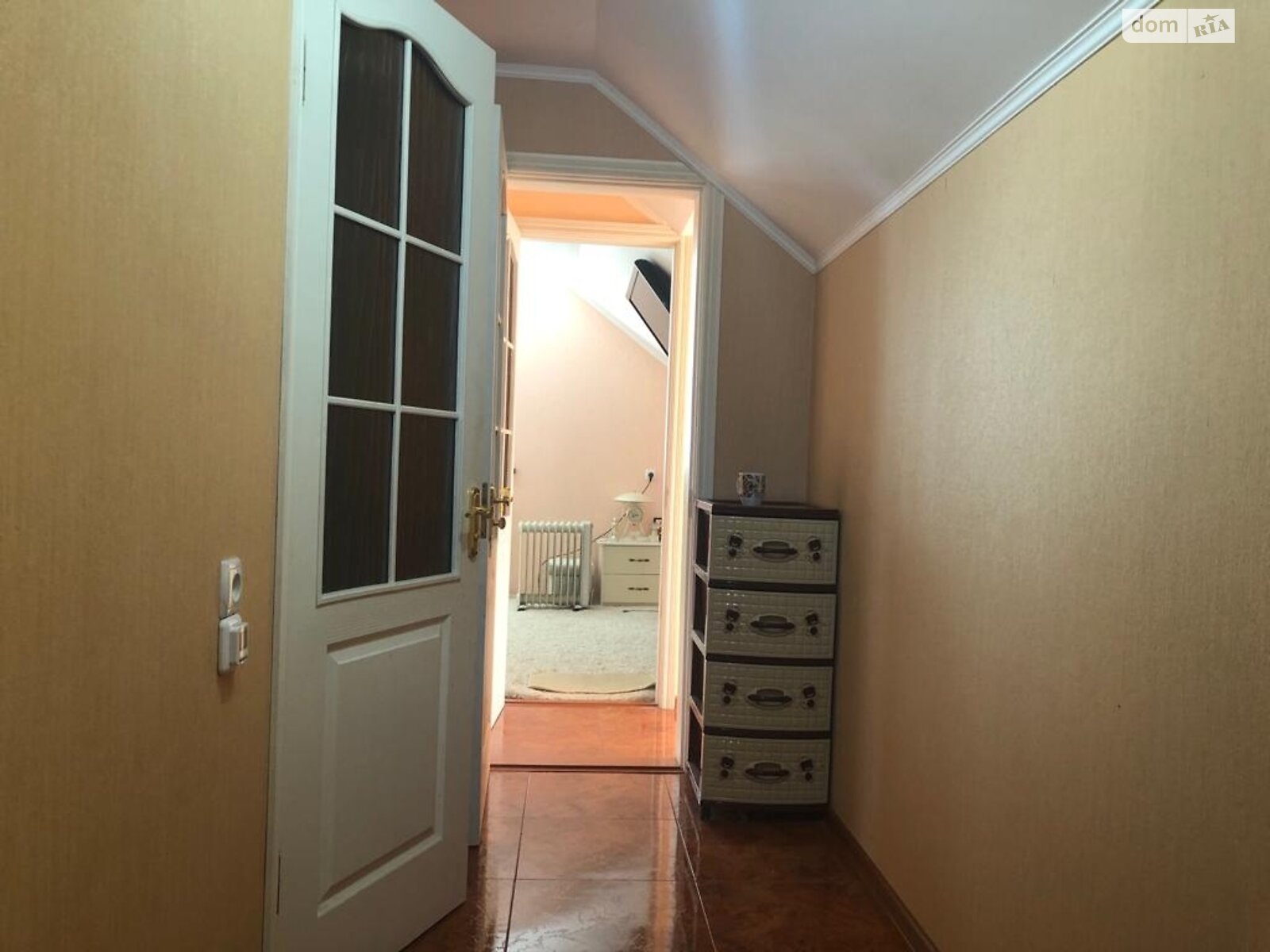 двоповерховий будинок з балконом, 240 кв. м, цегла. Здається помісячно в Вінниці, в районі Замостя фото 1 двопроверховий будинок з балконом, 240 кв. м, цегла. Здається помісячно в Вінниці, в районі Замостя фото 1