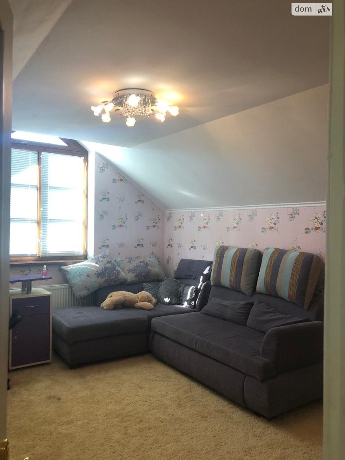 двоповерховий будинок з балконом, 240 кв. м, цегла. Здається помісячно в Вінниці, в районі Замостя фото 1 двопроверховий будинок з балконом, 240 кв. м, цегла. Здається помісячно в Вінниці, в районі Замостя фото 1