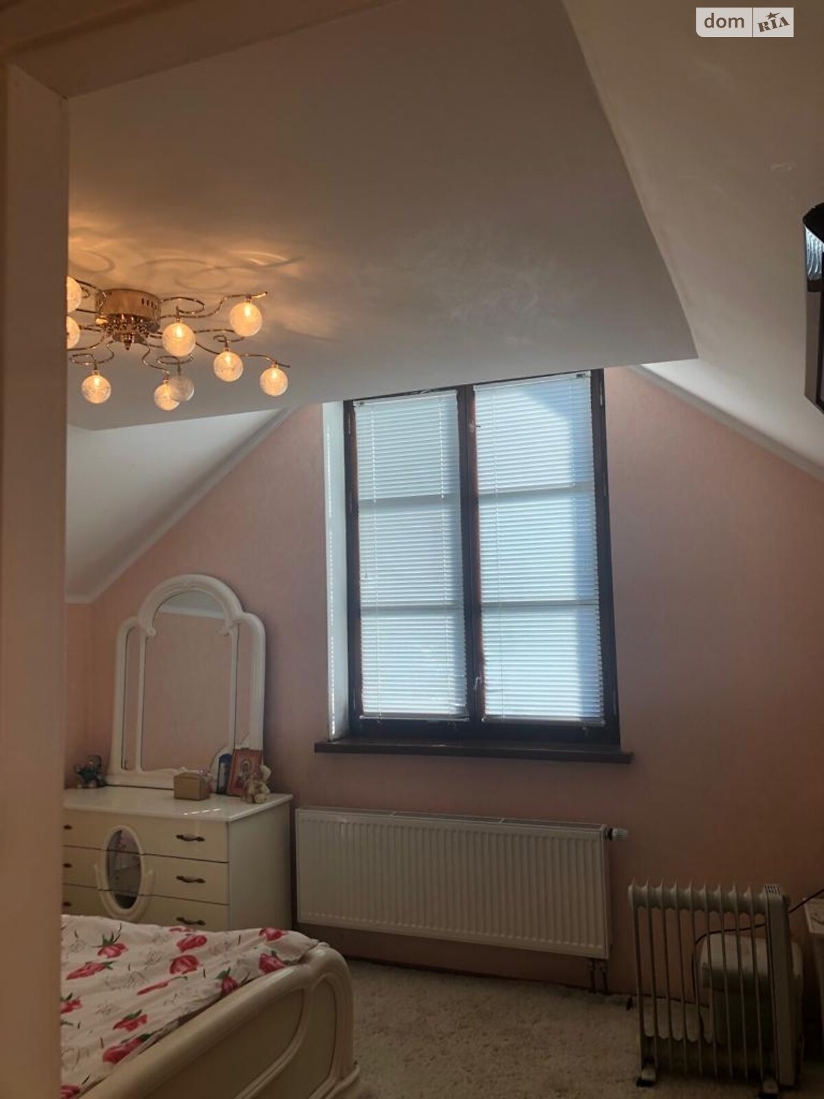 двоповерховий будинок з балконом, 240 кв. м, цегла. Здається помісячно в Вінниці, в районі Замостя фото 1 двопроверховий будинок з балконом, 240 кв. м, цегла. Здається помісячно в Вінниці, в районі Замостя фото 1