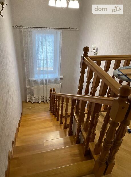 двухэтажный дом с ремонтом, 250 кв. м, кирпич. Сдается помесячно в село Зарванцы, Винницкая обл. фото 1 двухэтажный дом с ремонтом, 250 кв. м, кирпич. Сдается помесячно в село Зарванцы, Винницкая обл. фото 1
