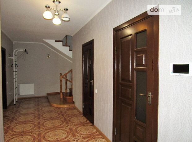двухэтажный дом с ремонтом, 250 кв. м, кирпич. Сдается помесячно в село Зарванцы, Винницкая обл. фото 1 двухэтажный дом с ремонтом, 250 кв. м, кирпич. Сдается помесячно в село Зарванцы, Винницкая обл. фото 1