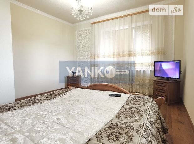 двоповерховий будинок з ремонтом, 260 кв. м, цегла. Здається помісячно в Вінниці, в районі Старе місто фото 1 двопроверховий будинок з ремонтом, 260 кв. м, цегла. Здається помісячно в Вінниці, в районі Старе місто фото 1