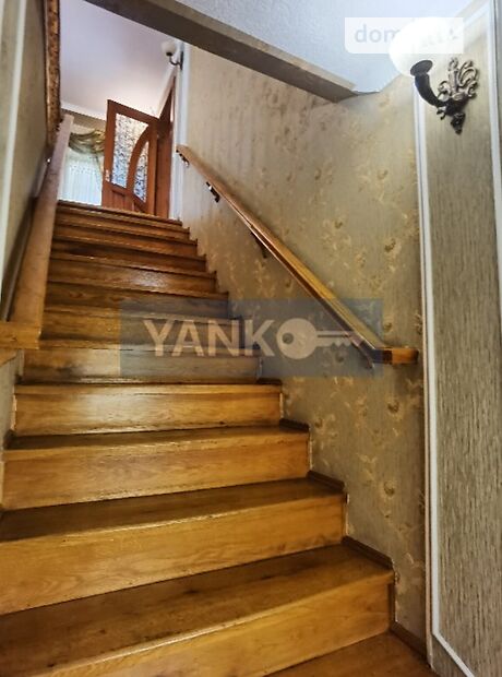 двоповерховий будинок з ремонтом, 260 кв. м, цегла. Здається помісячно в Вінниці, в районі Старе місто фото 1 двопроверховий будинок з ремонтом, 260 кв. м, цегла. Здається помісячно в Вінниці, в районі Старе місто фото 1