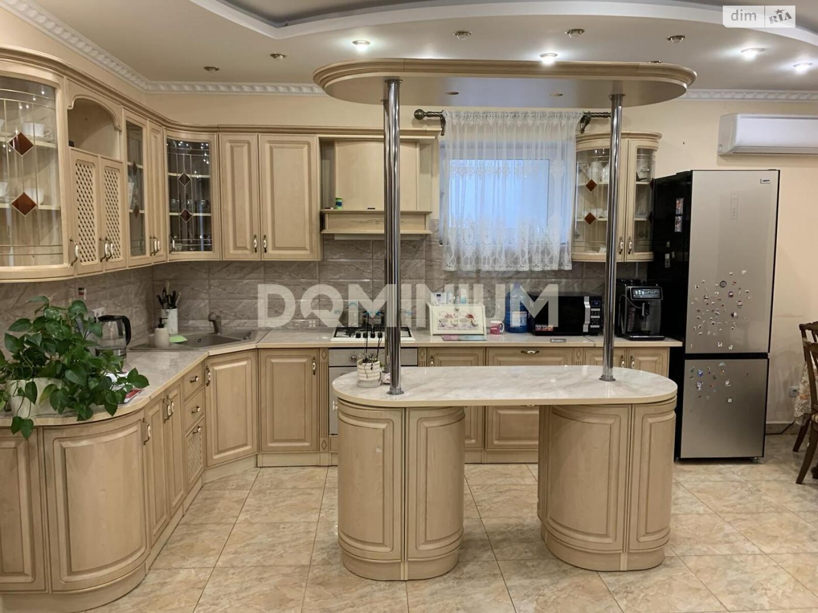 двоповерховий будинок, 180 кв. м, кирпич. Здається помісячно в Виноградові фото 1 двоповерховий будинок, 180 кв. м, кирпич. Здається помісячно в Виноградові фото 1