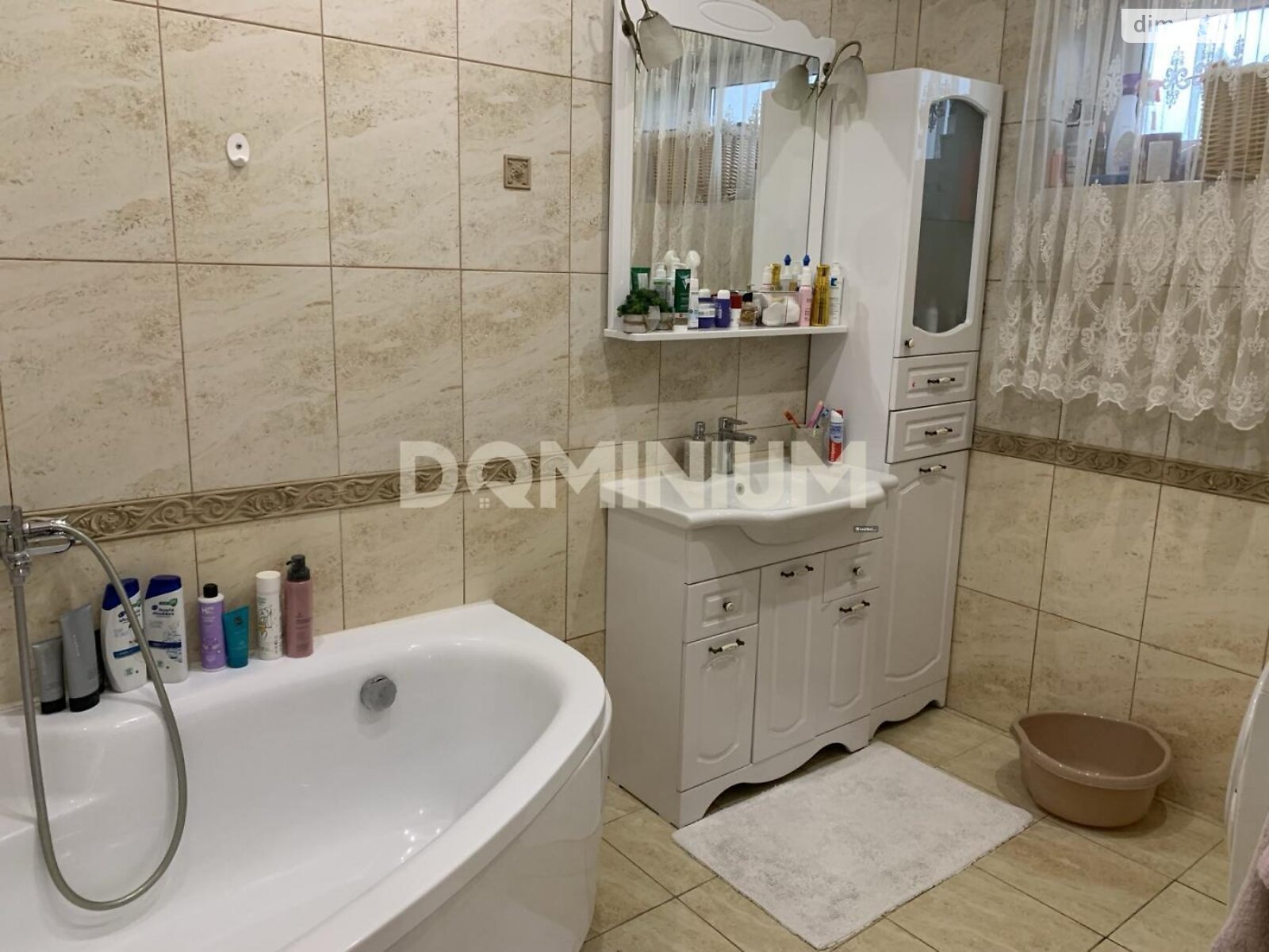 двоповерховий будинок, 180 кв. м, кирпич. Здається помісячно в Виноградові фото 1 двоповерховий будинок, 180 кв. м, кирпич. Здається помісячно в Виноградові фото 1