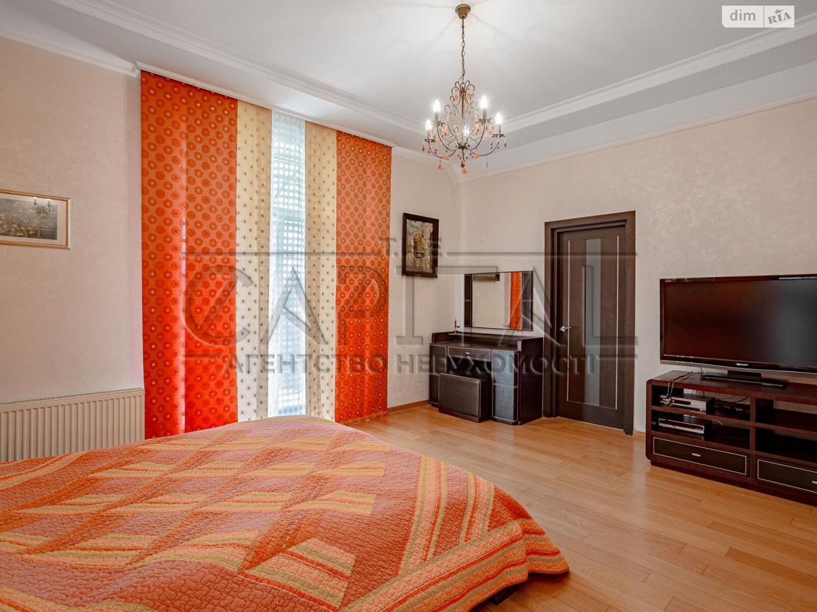 двоповерховий будинок з гаражем, 360 кв. м, цегла. Здається помісячно в Вишеньках фото 1 двоповерховий будинок з гаражем, 360 кв. м, цегла. Здається помісячно в Вишеньках фото 1