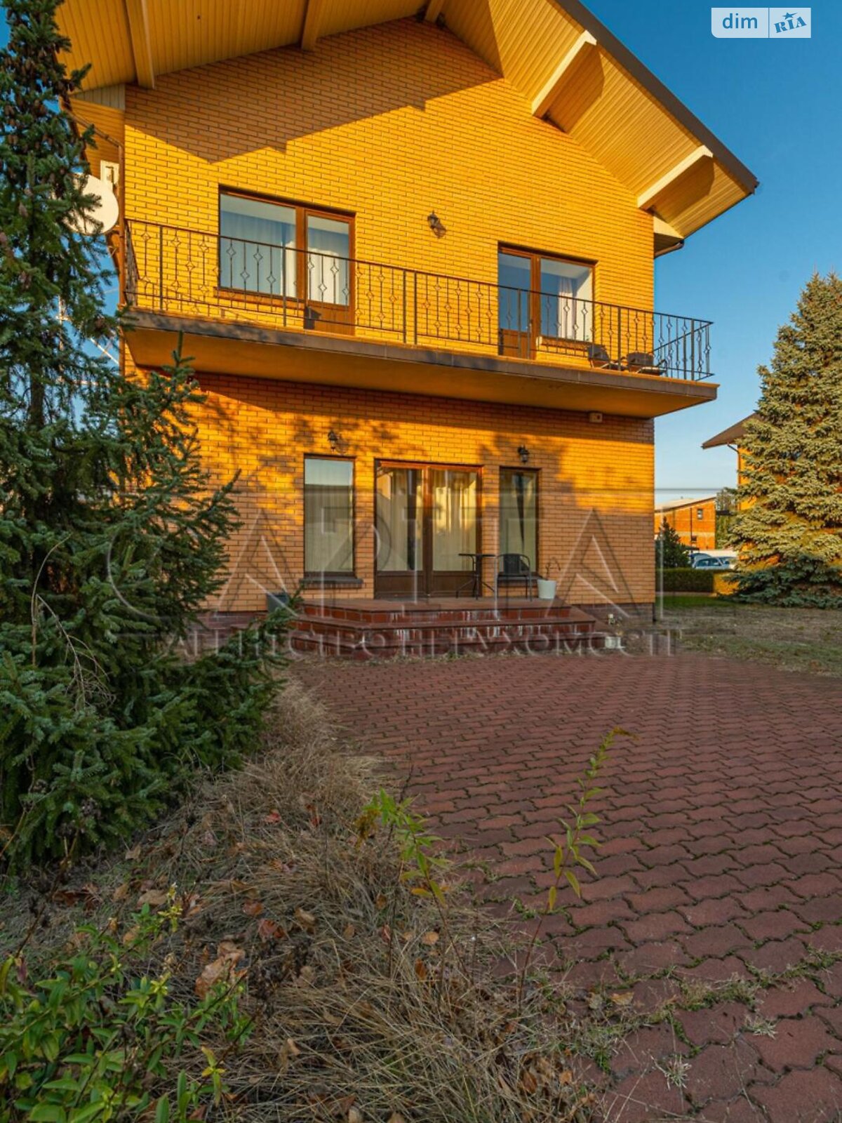 двоповерховий будинок з гаражем, 735 кв. м, цегла. Здається помісячно в Вишеньках фото 1 двоповерховий будинок з гаражем, 735 кв. м, цегла. Здається помісячно в Вишеньках фото 1