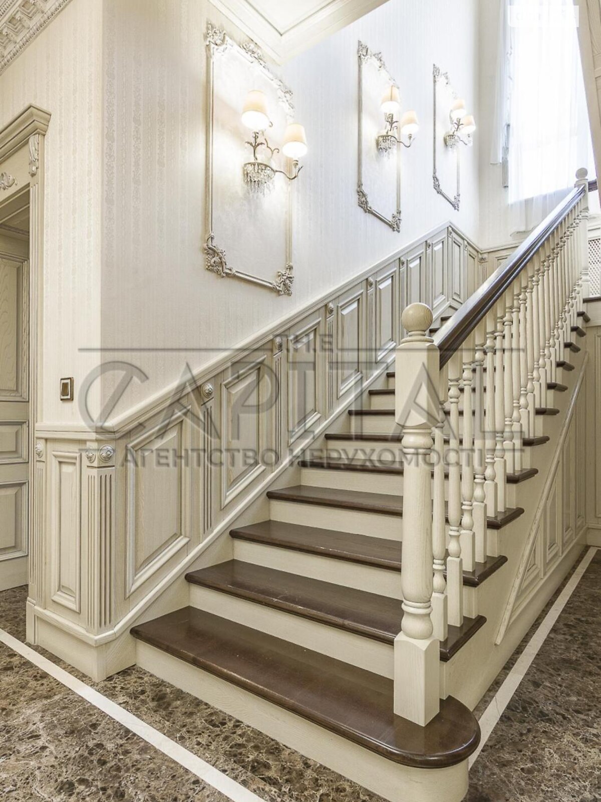 двухэтажный дом с верандой, 380 кв. м, кирпич. Сдается помесячно в Вишенки фото 1 двухэтажный дом с верандой, 380 кв. м, кирпич. Сдается помесячно в Вишенки фото 1