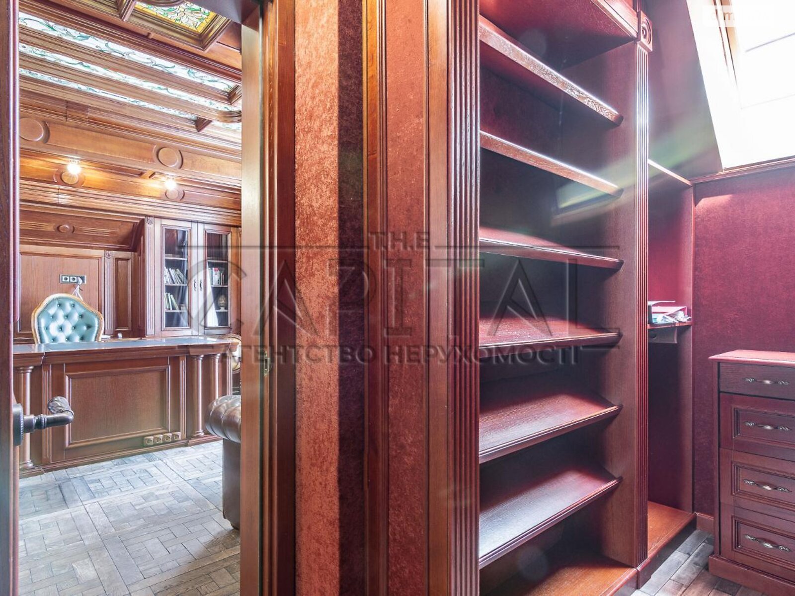 двухэтажный дом с верандой, 380 кв. м, кирпич. Сдается помесячно в Вишенки фото 1 двухэтажный дом с верандой, 380 кв. м, кирпич. Сдается помесячно в Вишенки фото 1