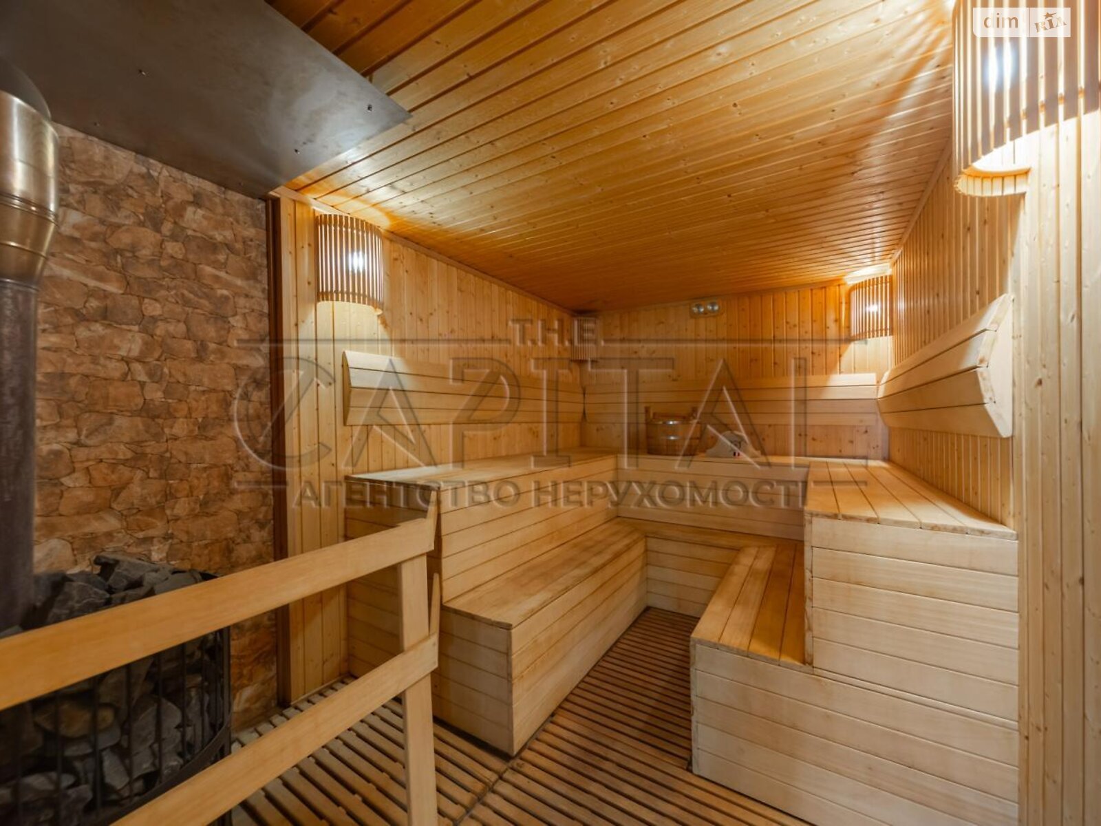 двухэтажный дом с верандой, 380 кв. м, кирпич. Сдается помесячно в Вишенки фото 1 двухэтажный дом с верандой, 380 кв. м, кирпич. Сдается помесячно в Вишенки фото 1