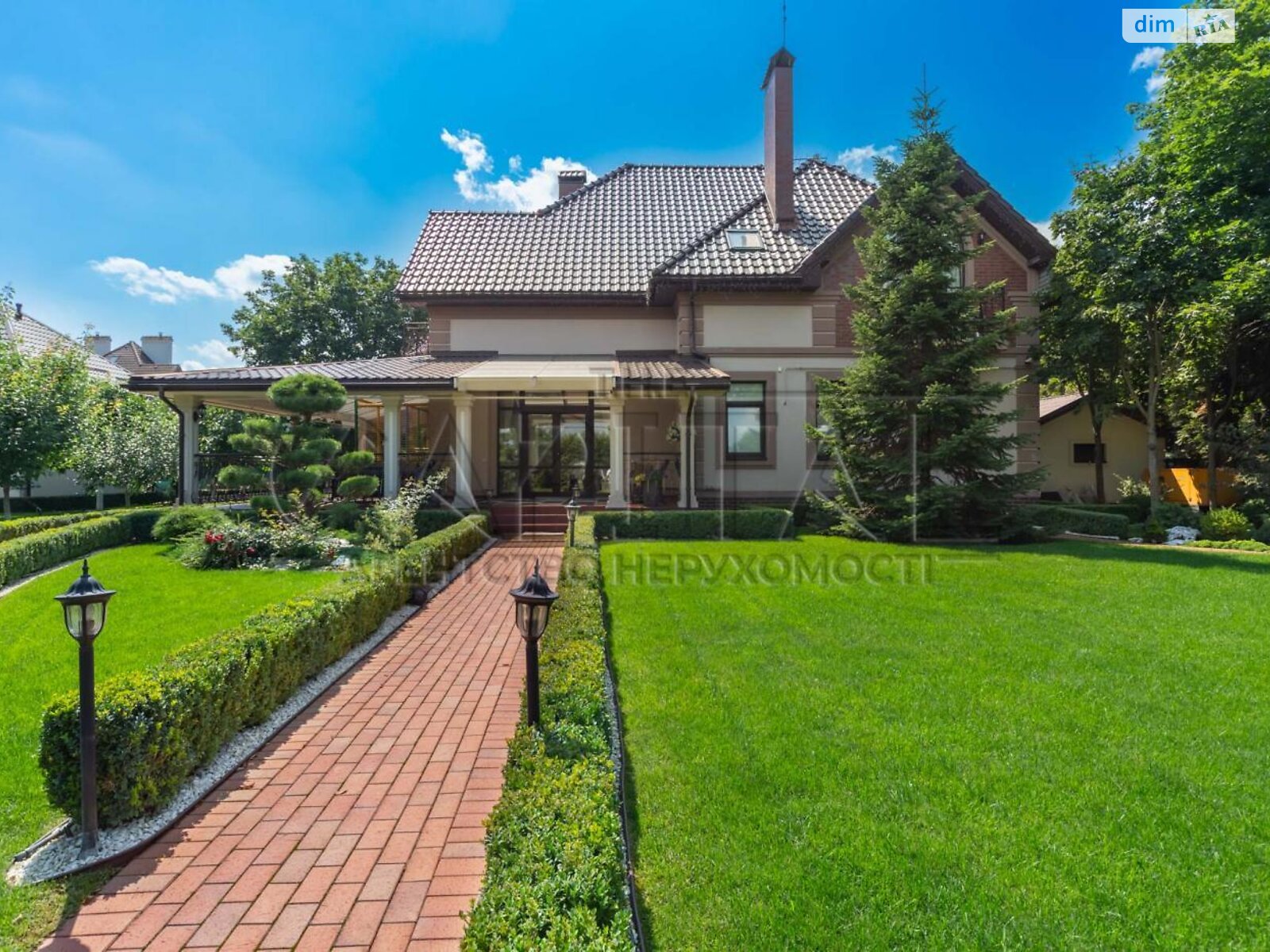 двухэтажный дом с верандой, 380 кв. м, кирпич. Сдается помесячно в Вишенки фото 1 двухэтажный дом с верандой, 380 кв. м, кирпич. Сдается помесячно в Вишенки фото 1