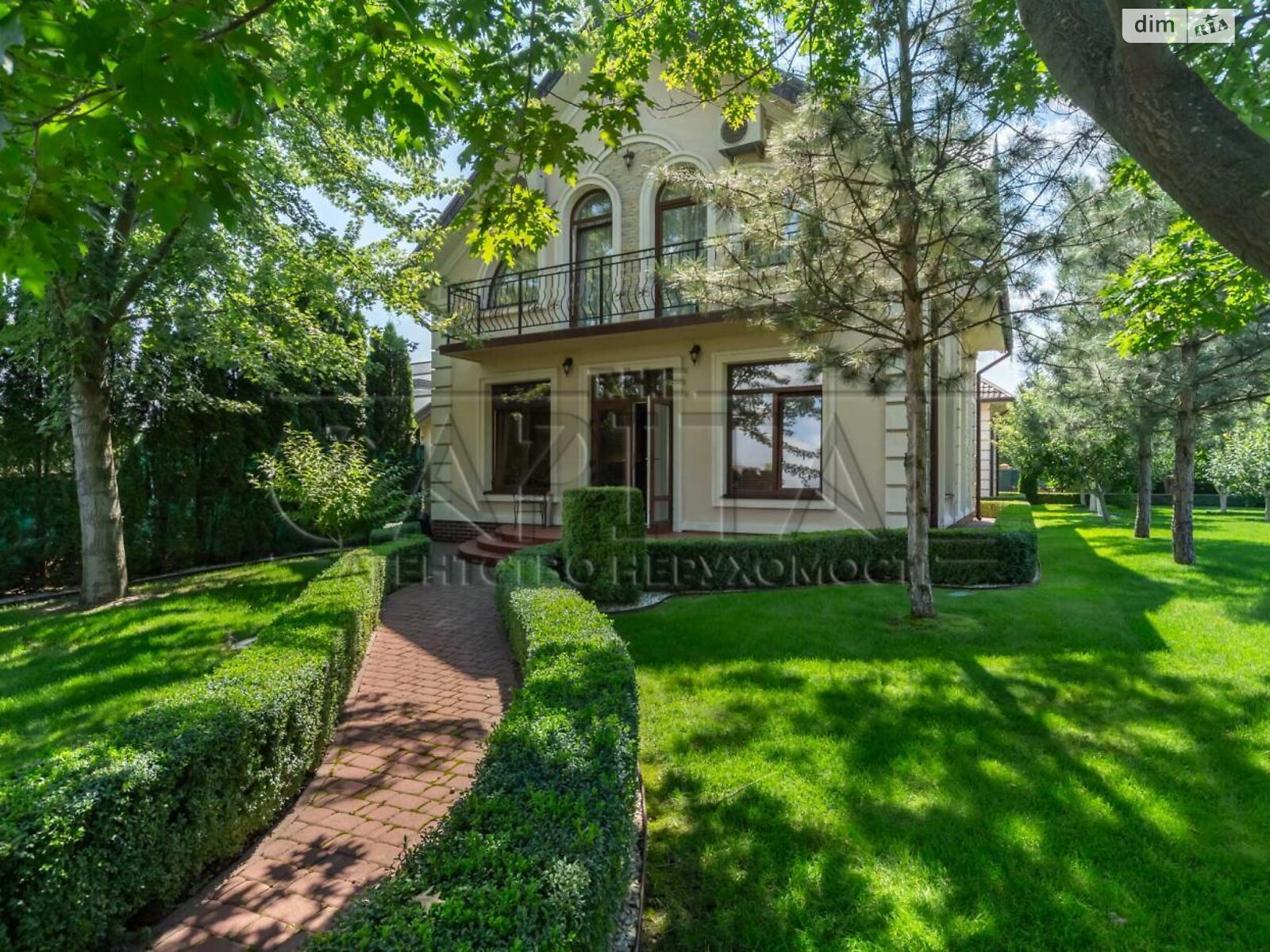 двухэтажный дом с верандой, 380 кв. м, кирпич. Сдается помесячно в Вишенки фото 1 двухэтажный дом с верандой, 380 кв. м, кирпич. Сдается помесячно в Вишенки фото 1