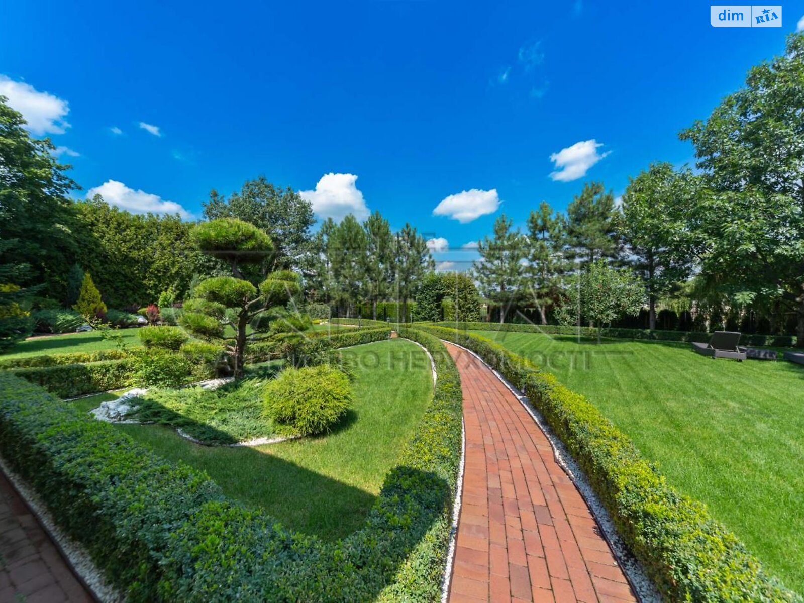 двухэтажный дом с верандой, 380 кв. м, кирпич. Сдается помесячно в Вишенки фото 1 двухэтажный дом с верандой, 380 кв. м, кирпич. Сдается помесячно в Вишенки фото 1