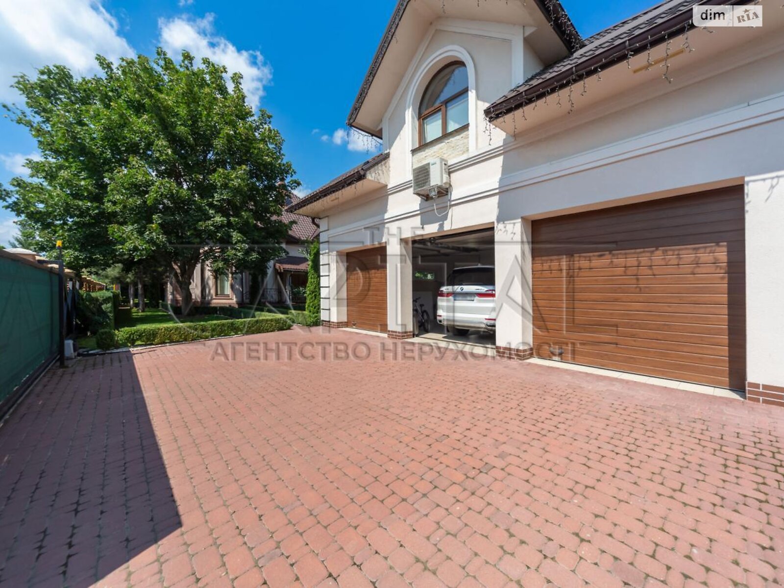 двухэтажный дом с верандой, 380 кв. м, кирпич. Сдается помесячно в Вишенки фото 1 двухэтажный дом с верандой, 380 кв. м, кирпич. Сдается помесячно в Вишенки фото 1