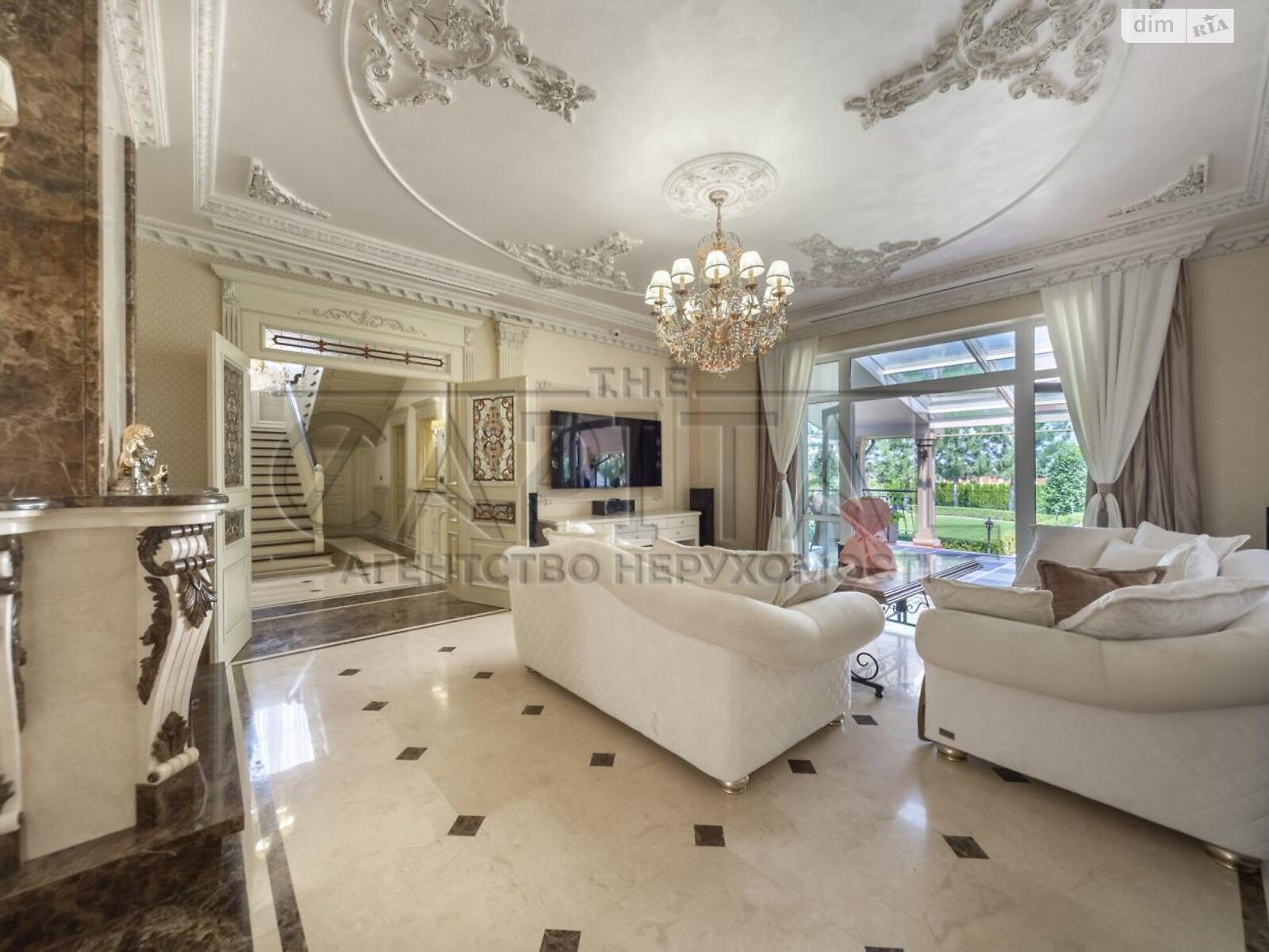 двухэтажный дом с верандой, 380 кв. м, кирпич. Сдается помесячно в Вишенки фото 1 двухэтажный дом с верандой, 380 кв. м, кирпич. Сдается помесячно в Вишенки фото 1