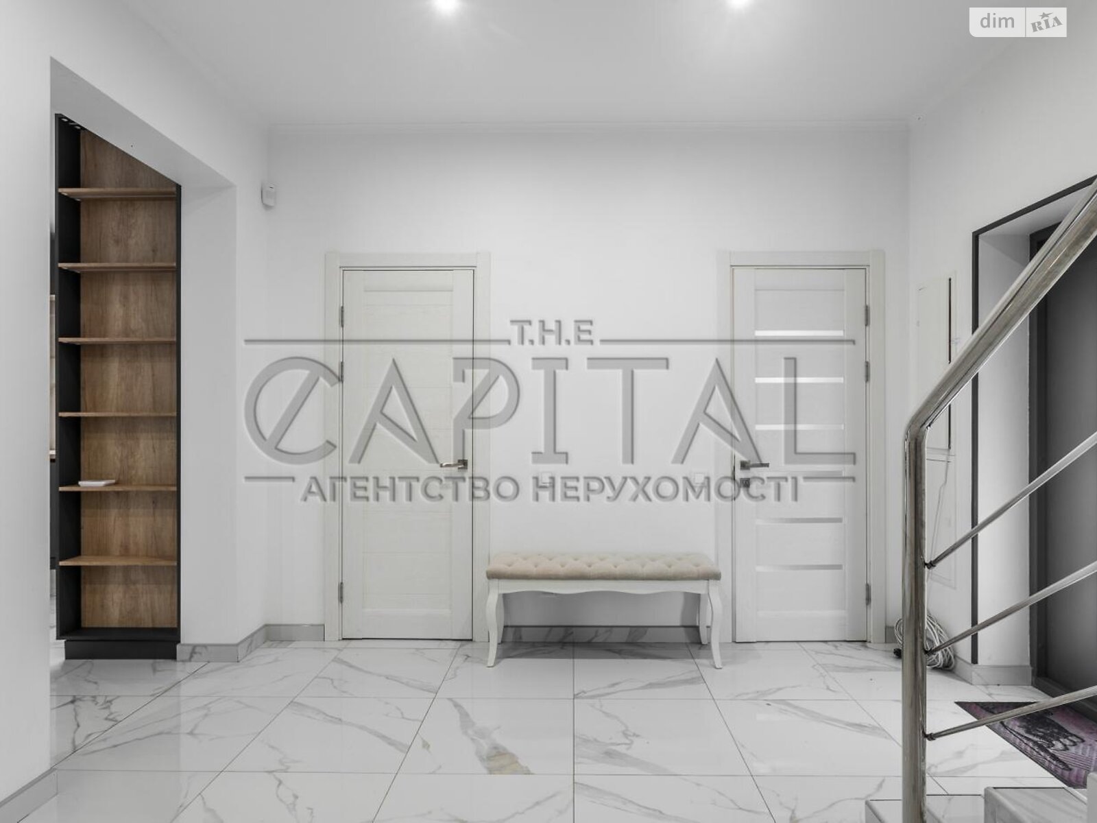 триповерховий будинок, 200 кв. м, цегла. Здається помісячно в Віті-Поштовій фото 1 триповерховий будинок, 200 кв. м, цегла. Здається помісячно в Віті-Поштовій фото 1