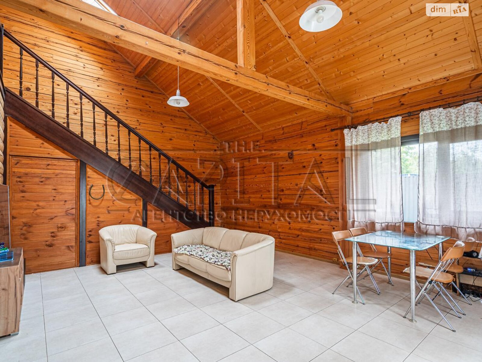 двухэтажный дом с верандой, 160 кв. м, кирпич. Сдается помесячно в Вите-Почтовой фото 1