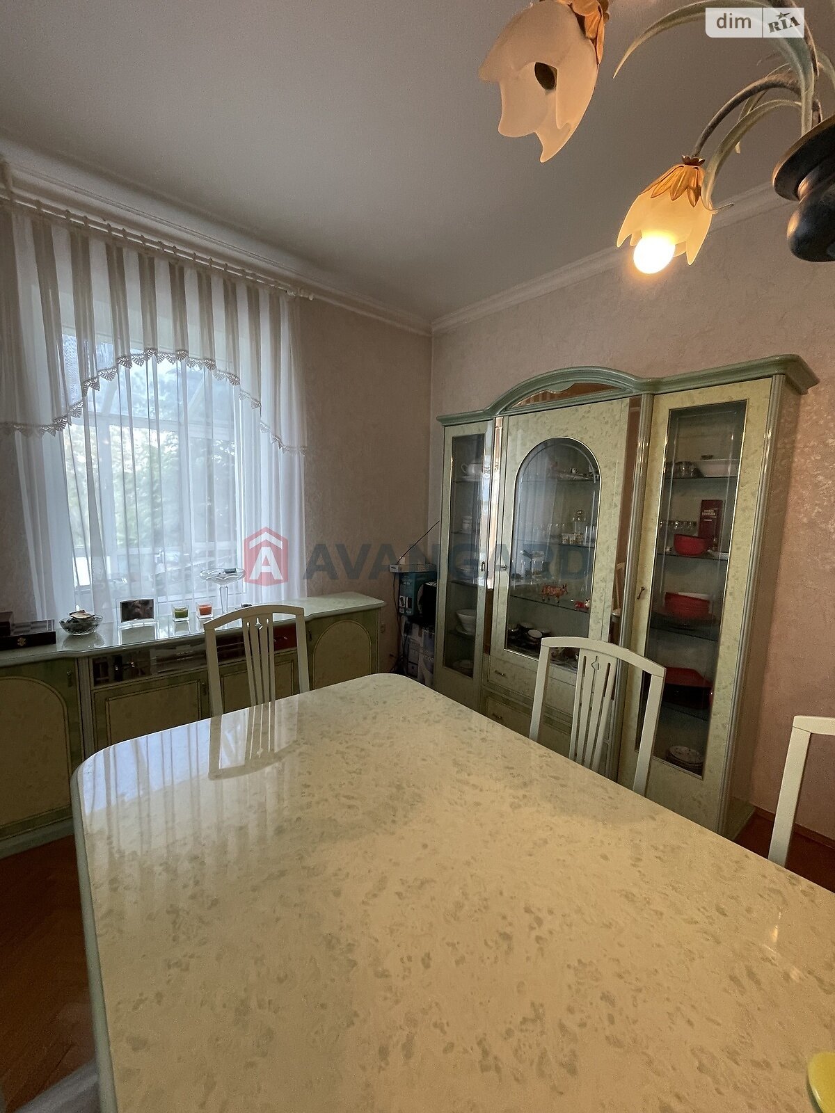 двоповерховий будинок, 250 кв. м, кирпич. Здається помісячно в Волоському фото 1 двоповерховий будинок, 250 кв. м, кирпич. Здається помісячно в Волоському фото 1
