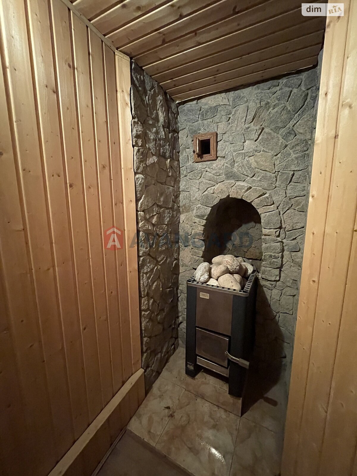 двоповерховий будинок, 250 кв. м, кирпич. Здається помісячно в Волоському фото 1 двоповерховий будинок, 250 кв. м, кирпич. Здається помісячно в Волоському фото 1
