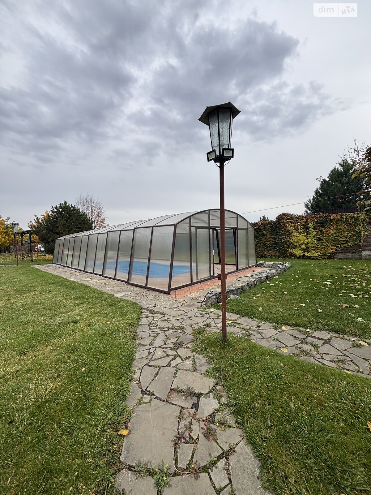 триповерховий будинок з верандою, 140 кв. м, кирпич. Здається помісячно в Волоському фото 1 триповерховий будинок з верандою, 140 кв. м, кирпич. Здається помісячно в Волоському фото 1