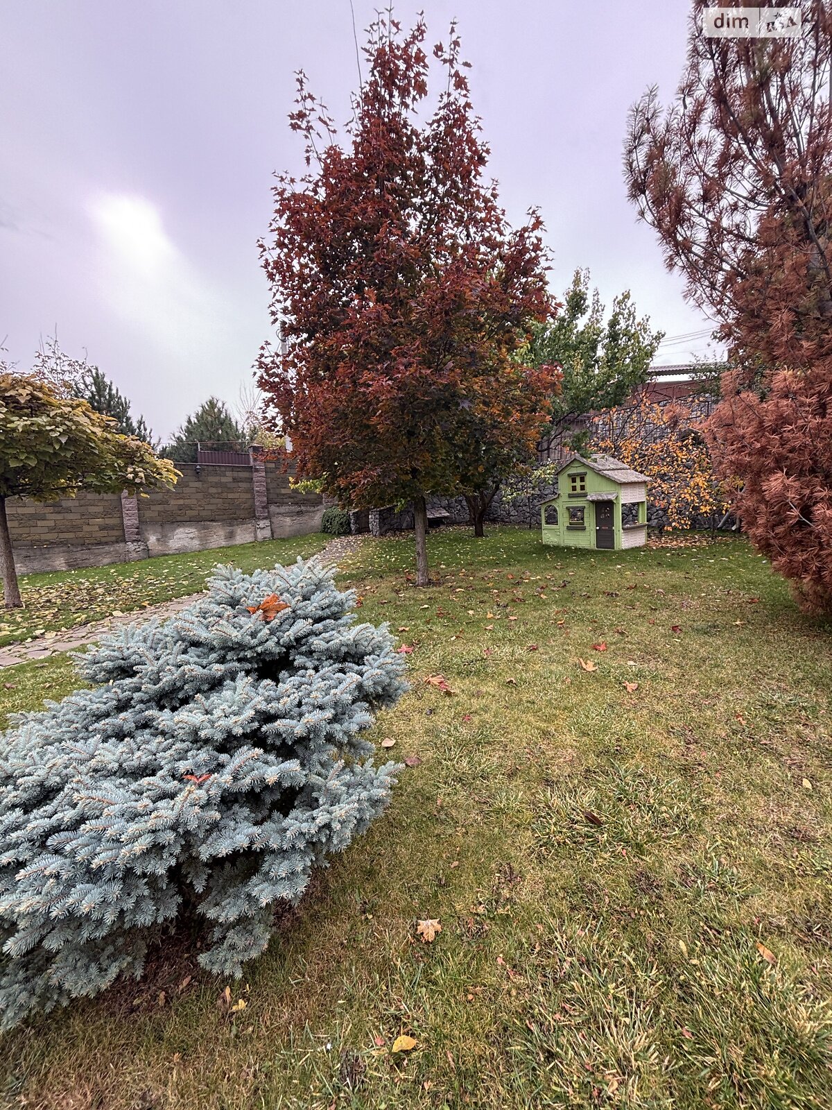 триповерховий будинок з верандою, 140 кв. м, кирпич. Здається помісячно в Волоському фото 1 триповерховий будинок з верандою, 140 кв. м, кирпич. Здається помісячно в Волоському фото 1