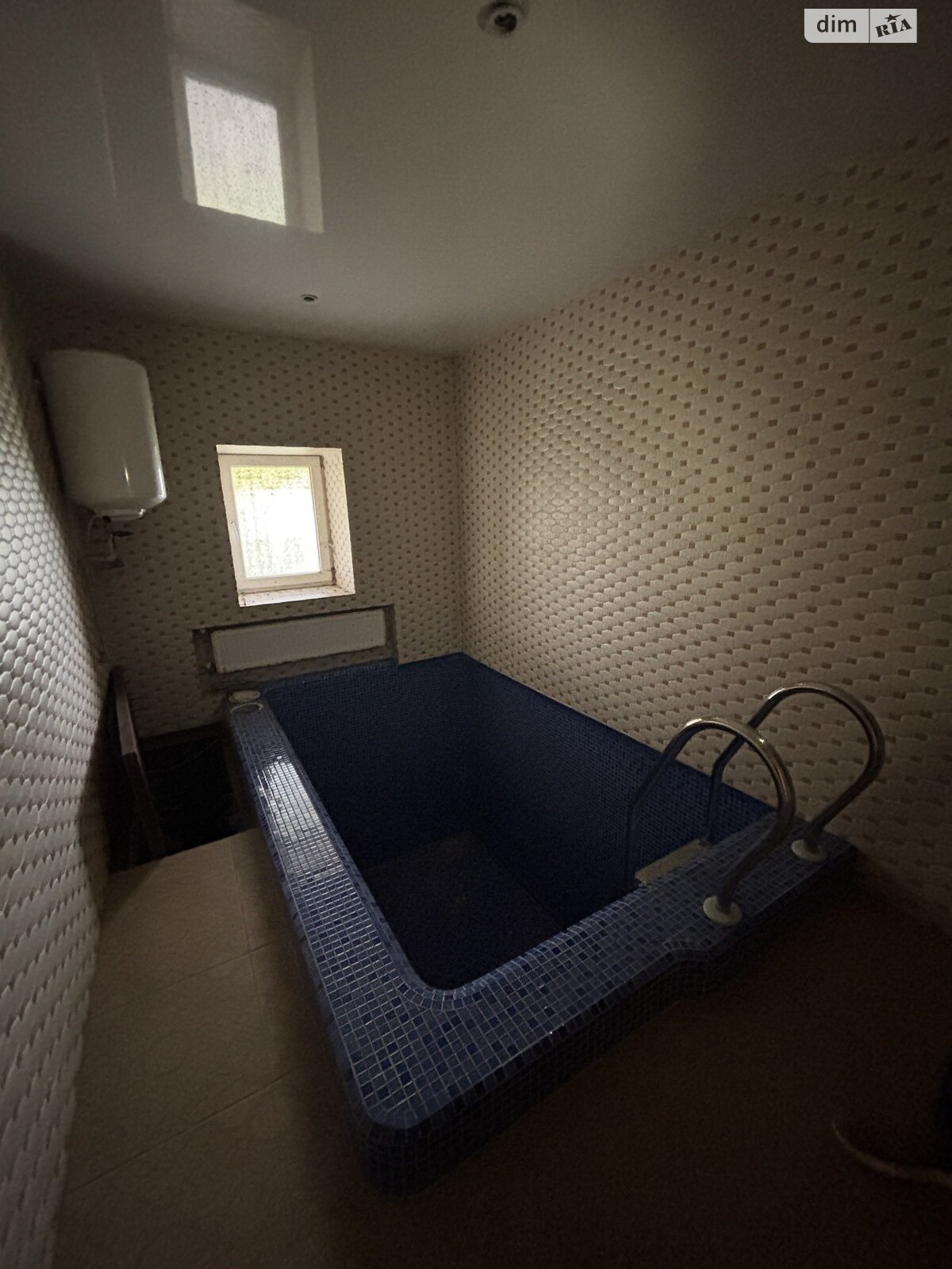 триповерховий будинок з верандою, 140 кв. м, кирпич. Здається помісячно в Волоському фото 1 триповерховий будинок з верандою, 140 кв. м, кирпич. Здається помісячно в Волоському фото 1