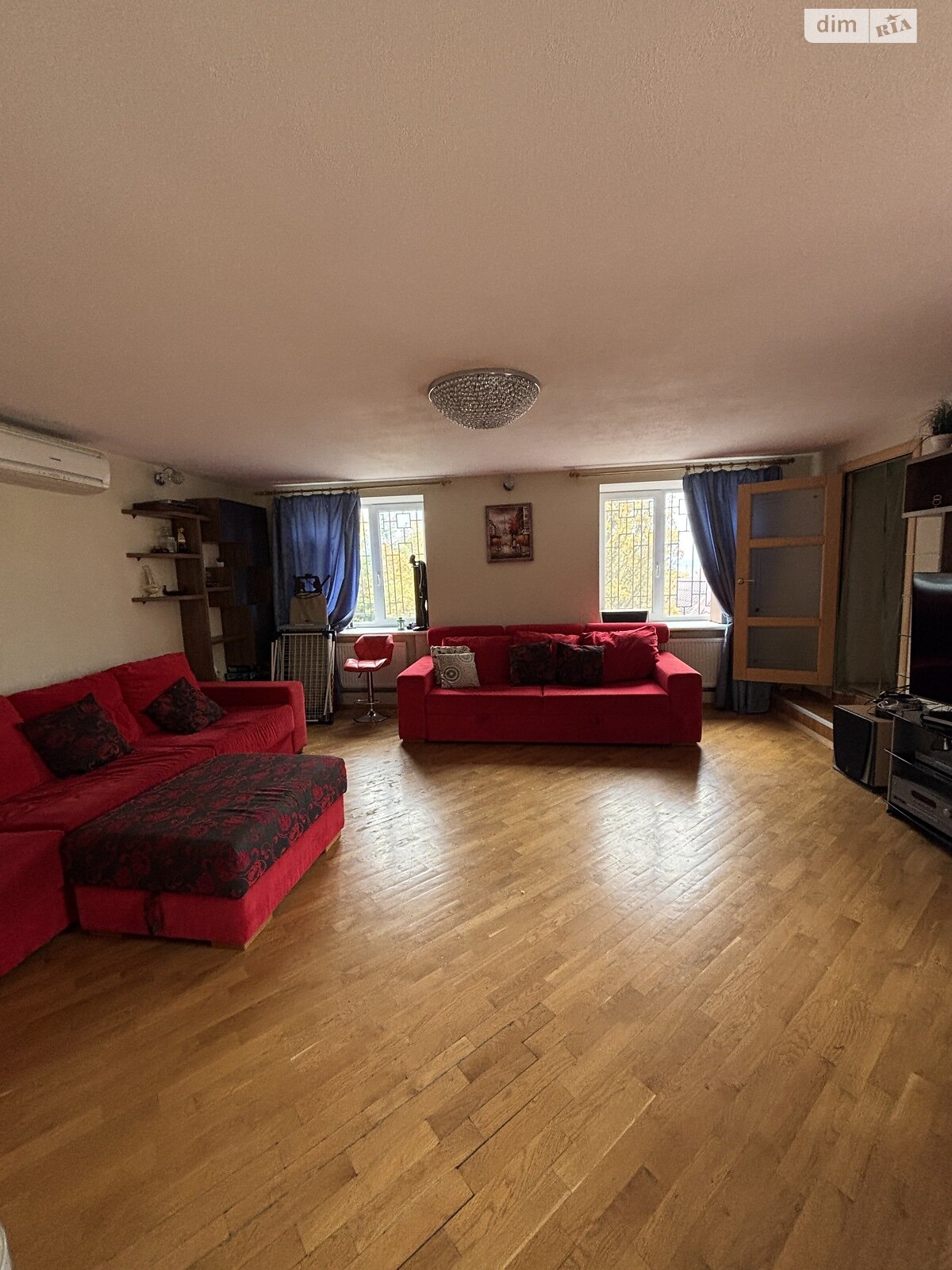 триповерховий будинок з верандою, 140 кв. м, кирпич. Здається помісячно в Волоському фото 1 триповерховий будинок з верандою, 140 кв. м, кирпич. Здається помісячно в Волоському фото 1