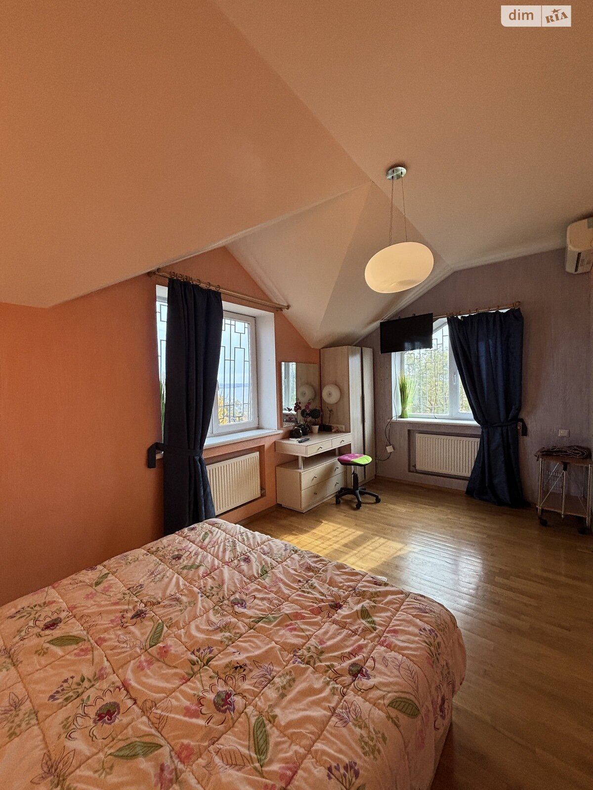 триповерховий будинок з верандою, 140 кв. м, кирпич. Здається помісячно в Волоському фото 1 триповерховий будинок з верандою, 140 кв. м, кирпич. Здається помісячно в Волоському фото 1