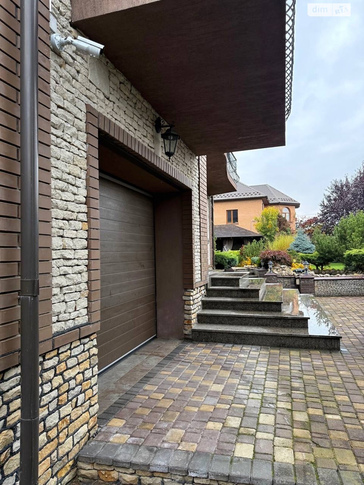 триповерховий будинок з гаражем, 350 кв. м, цегла. Здається помісячно в Ворзелі фото 1