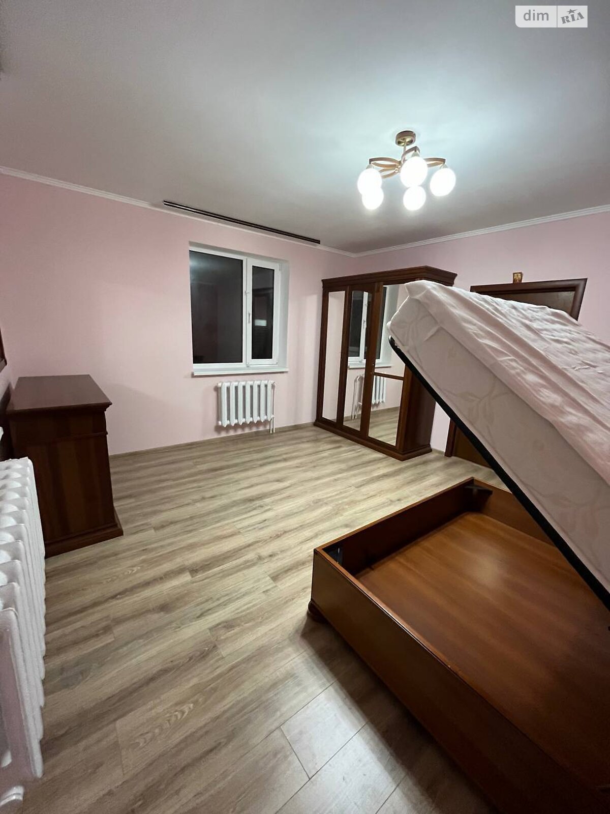 одноповерховий будинок, 135 кв. м, кирпич. Здається помісячно в Забір’ї фото 1 одноповерховий будинок, 135 кв. м, кирпич. Здається помісячно в Забір’ї фото 1