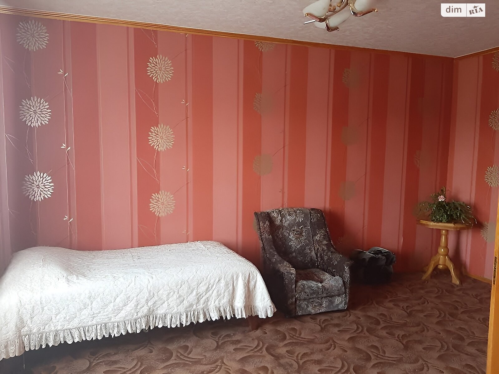 четырехэтажный дом с верандой, 340 кв. м, кирпич. Сдается помесячно в Запорожье, в районе Днепровский (Ленинский) фото 1 четырехэтажный дом с верандой, 340 кв. м, кирпич. Сдается помесячно в Запорожье, в районе Днепровский (Ленинский) фото 1