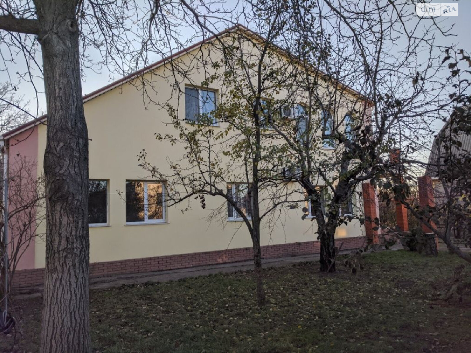 двухэтажный дом, 242 кв. м, кирпич. Сдается помесячно в Запорожье, в районе Шевченковский фото 1