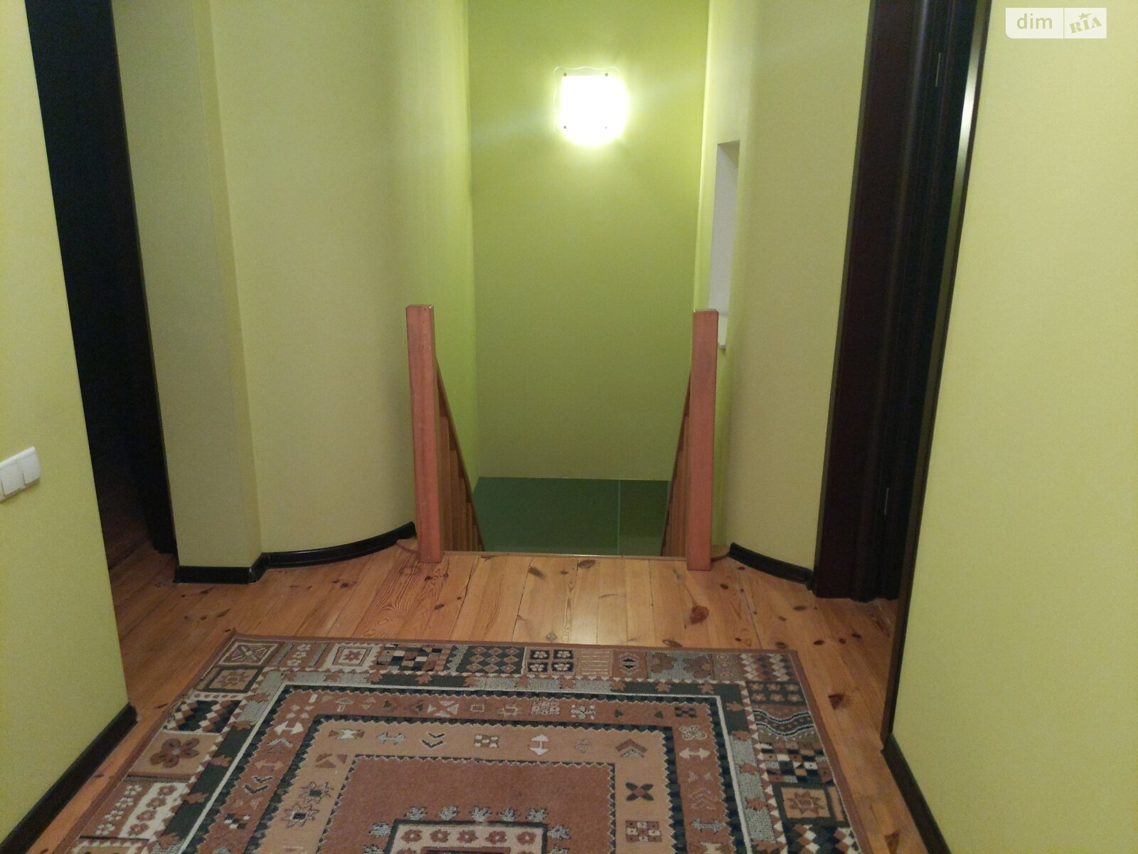 двухэтажный дом, 242 кв. м, кирпич. Сдается помесячно в Запорожье, в районе Шевченковский фото 1