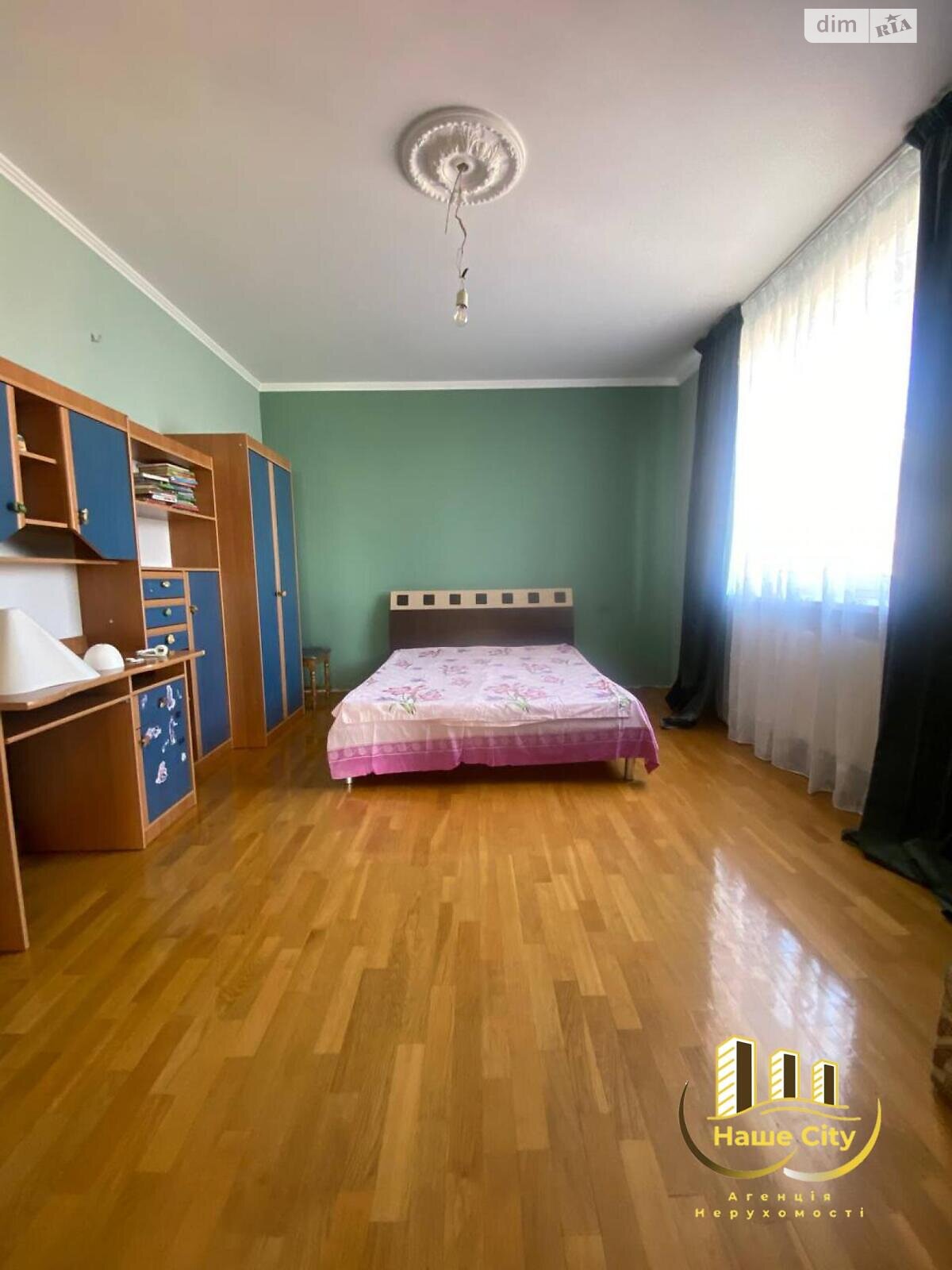трехэтажный дом, 130 кв. м, кирпич. Сдается помесячно в Зубре фото 1 трехэтажный дом, 130 кв. м, кирпич. Сдается помесячно в Зубре фото 1