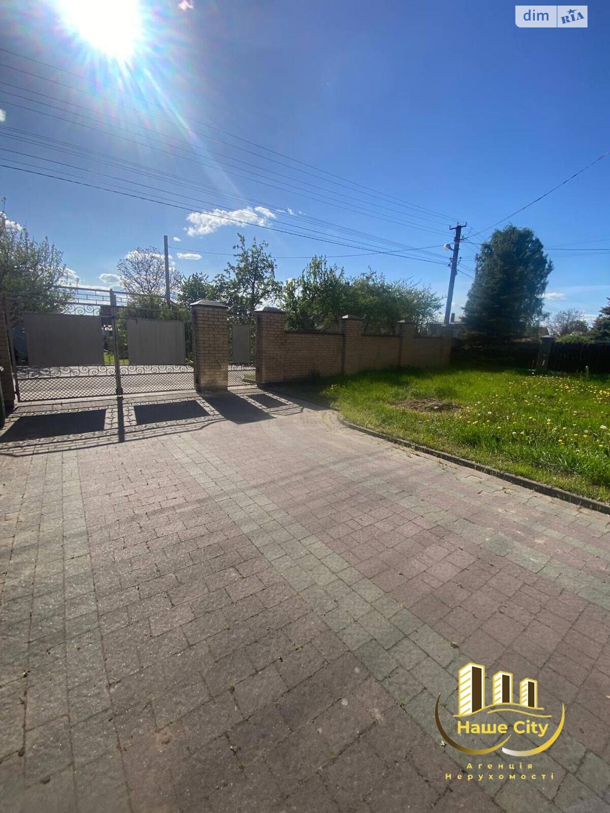 трехэтажный дом, 130 кв. м, кирпич. Сдается помесячно в Зубре фото 1 трехэтажный дом, 130 кв. м, кирпич. Сдается помесячно в Зубре фото 1