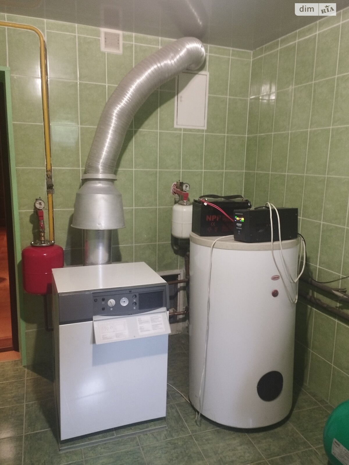 двухэтажный дом с балконом, 372.9 кв. м, кирпич. Сдается помесячно в Зымна Вода фото 1 двухэтажный дом с балконом, 372.9 кв. м, кирпич. Сдается помесячно в Зымна Вода фото 1